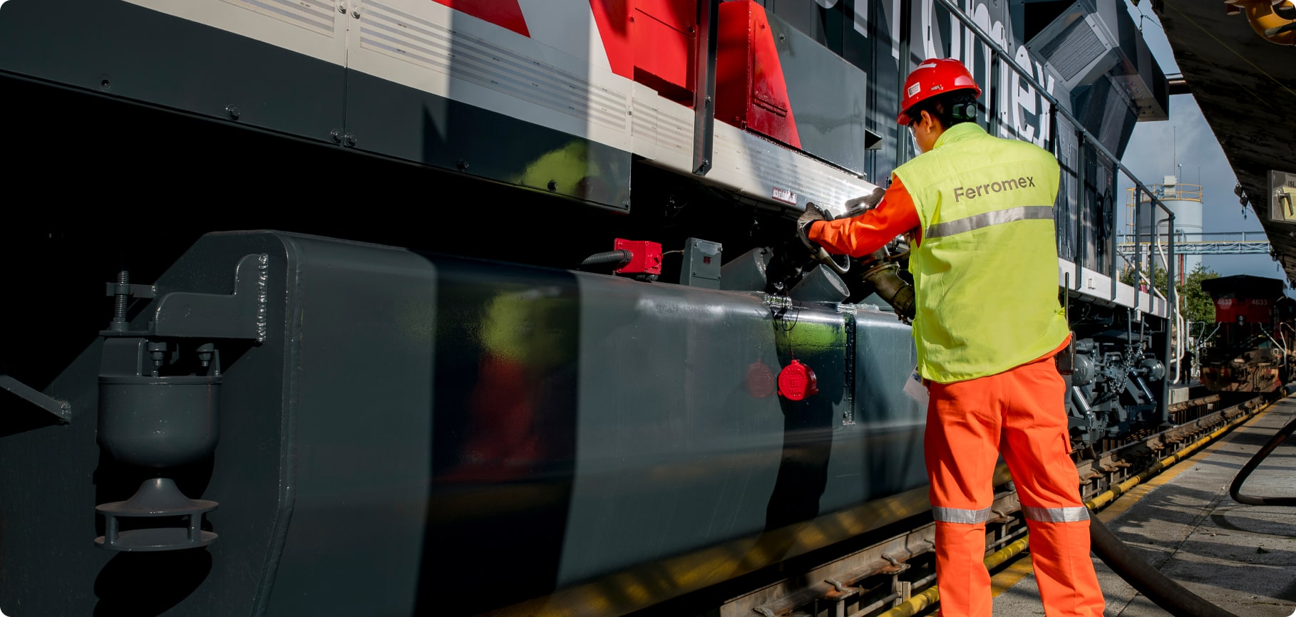 Tren taller con operario